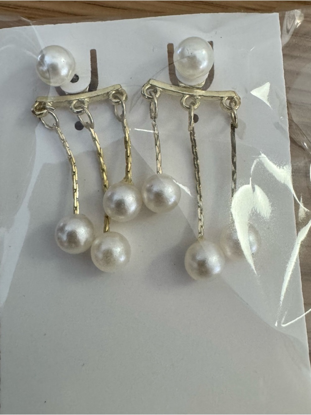 Pearl Drop Dangle Earrings - Gold Tone